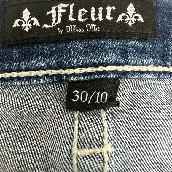 Fleur By Miss Me Women’s Jeans Slim Wide Medium Wash Size 30/10 L32 NWT - Picture 6 of 8